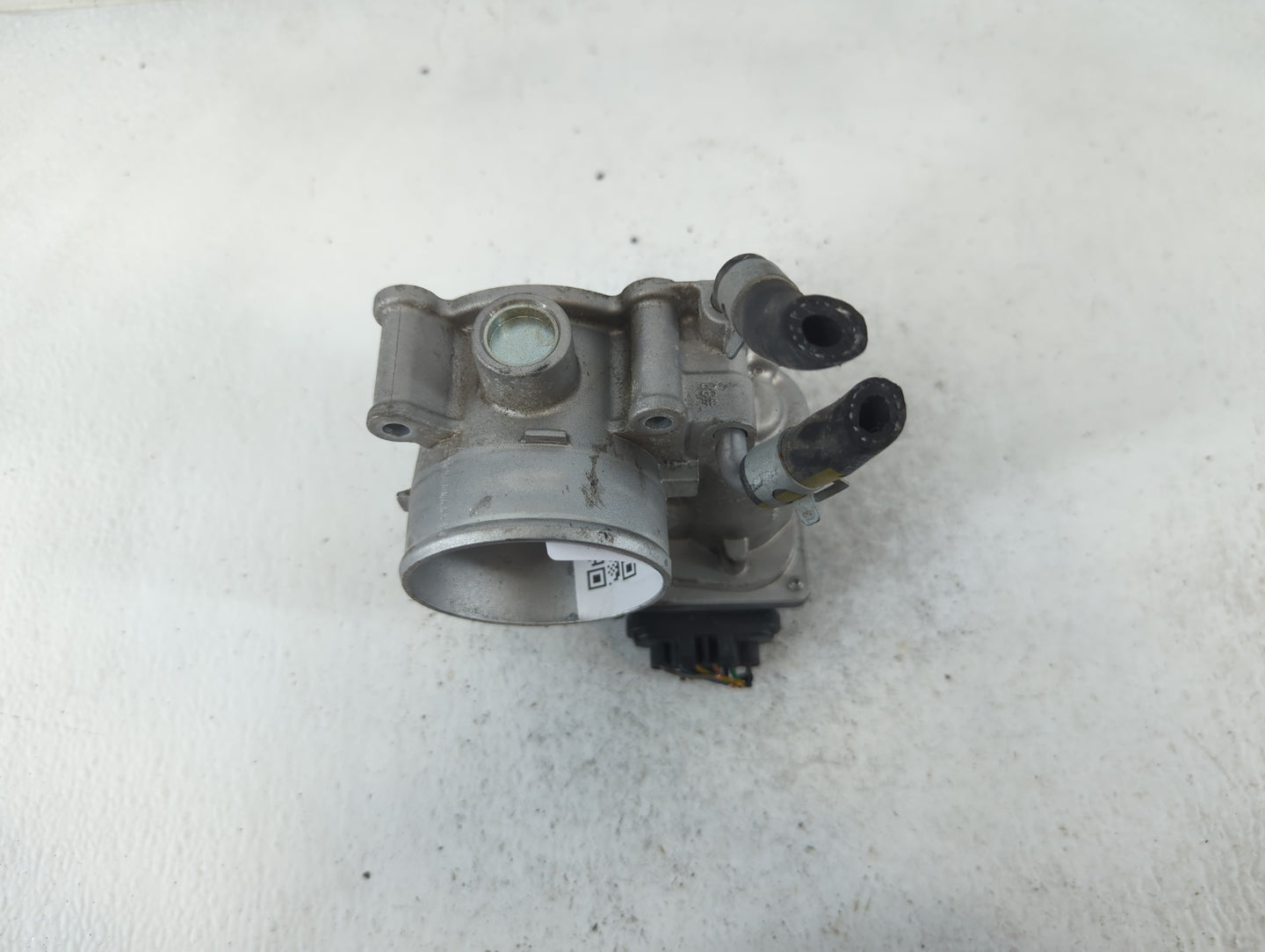 2014-2019 Kia Soul Throttle Body P/N:35100-2E000 Fits Fits 2011 2012 2013 2014 2015 2016 2017 2018 2019 2020 2021 OEM Used A