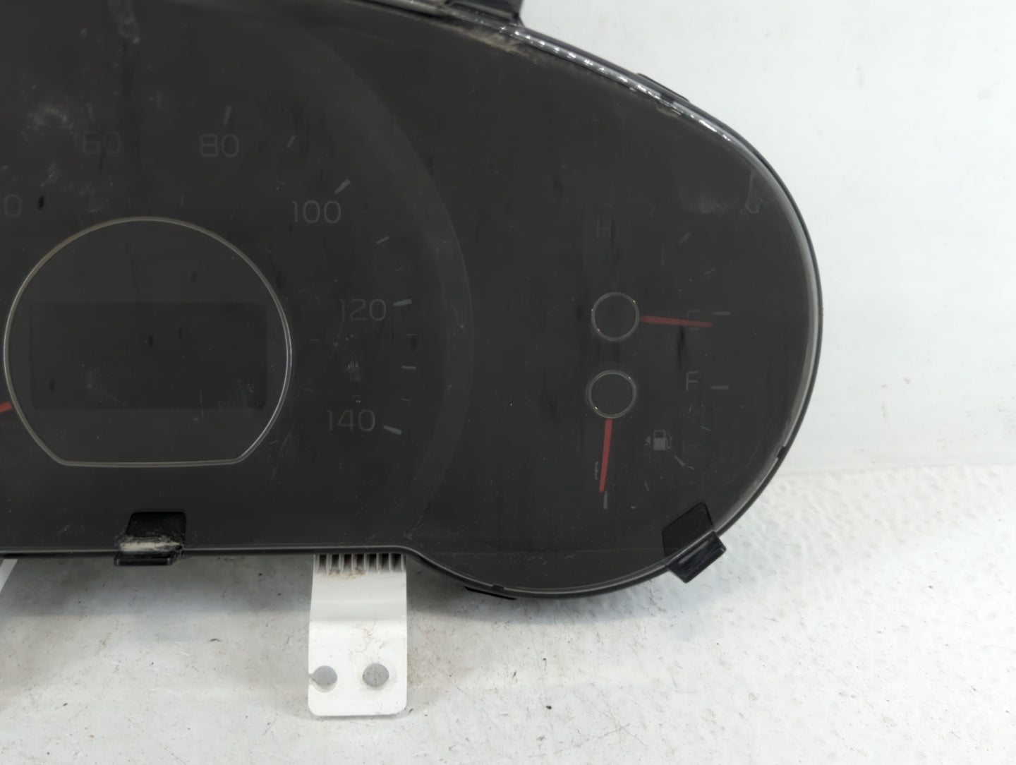 2017-2019 Kia Soul Instrument Cluster Speedometer Gauges P/N:94006-B2720 Fits Fits 2017 2018 2019 OEM Used Auto Parts - Oemu