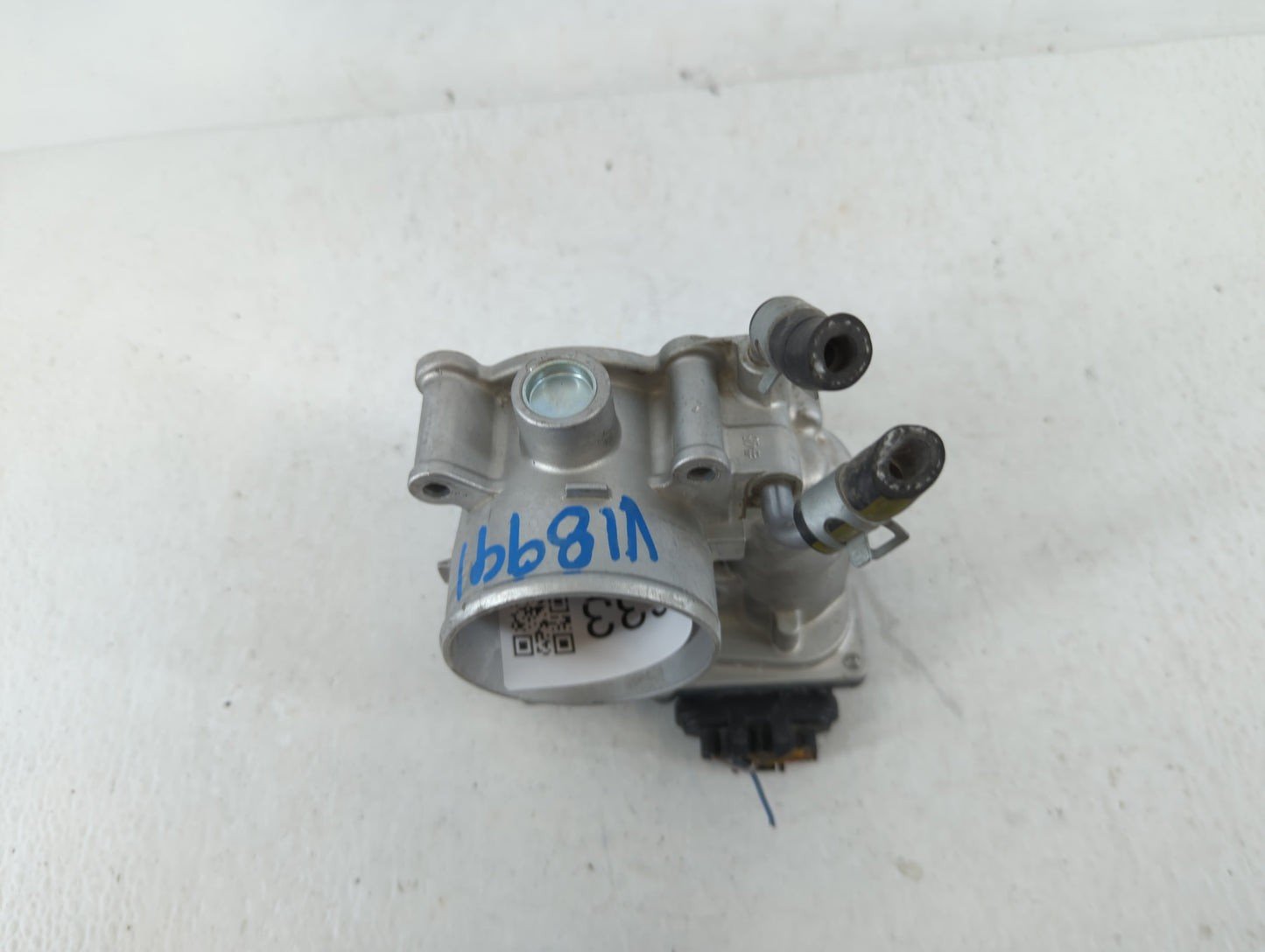 2014-2019 Kia Soul Throttle Body P/N:35100-2E000 Fits Fits 2011 2012 2013 2014 2015 2016 2017 2018 2019 2020 2021 OEM Used A