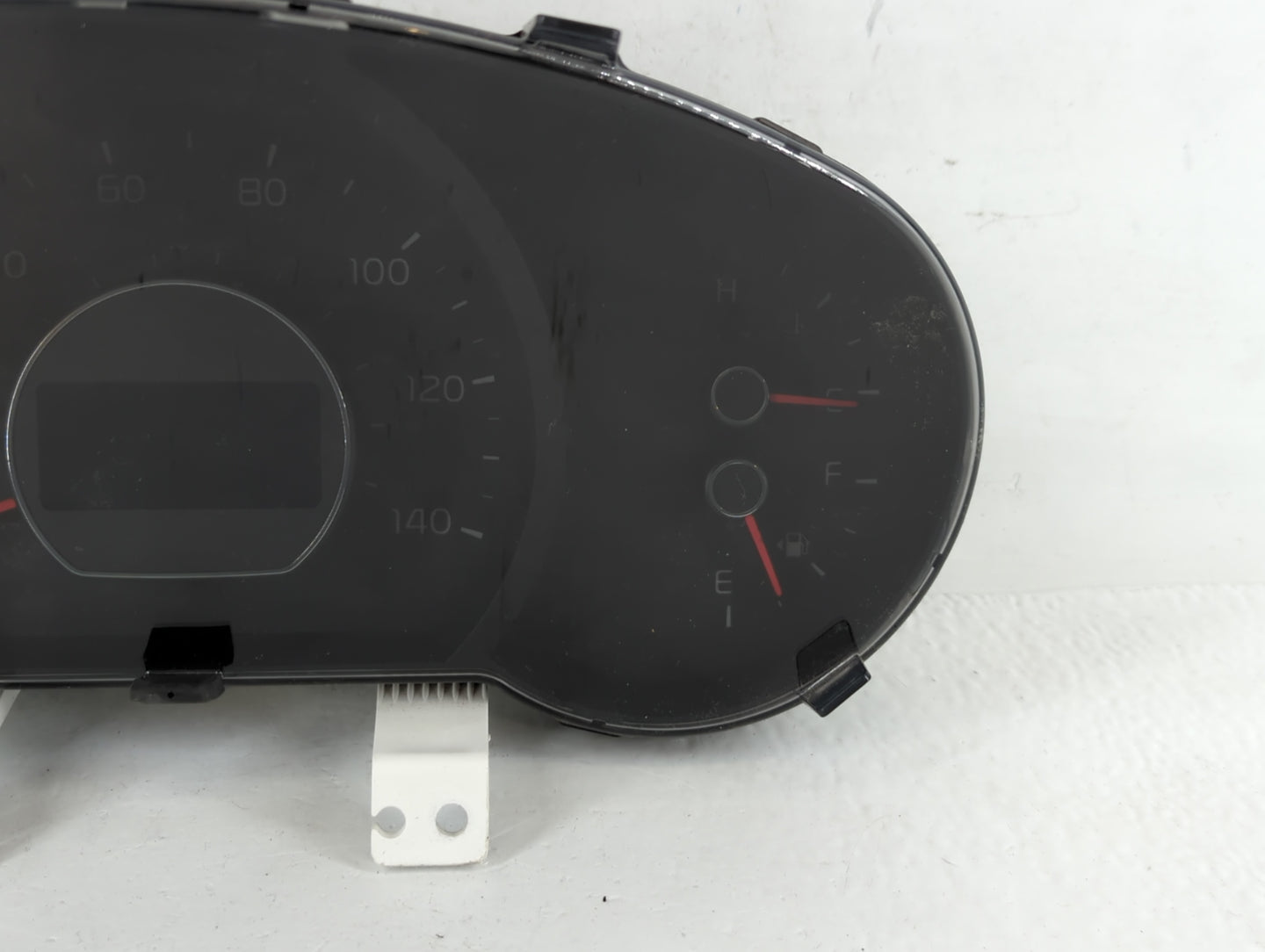 2017-2019 Kia Soul Instrument Cluster Speedometer Gauges P/N:94006-B2720 Miles: Fits Fits 2017 2018 2019 OEM Used Auto Parts