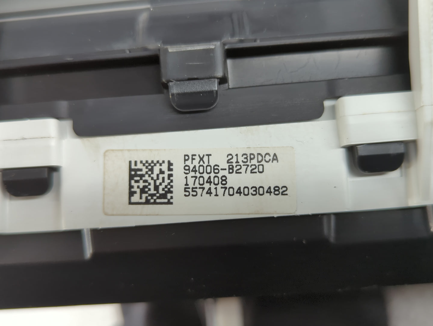 2017-2019 Kia Soul Instrument Cluster Speedometer Gauges P/N:94006-B2720 Fits Fits 2017 2018 2019 OEM Used Auto Parts - Oemu