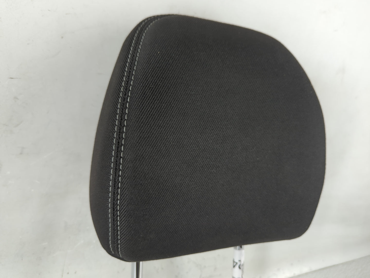 2018 Kia Soul Headrest Head Rest Front Driver Passenger Seat Fits OEM Used Auto Parts - Oemusedautoparts1.com