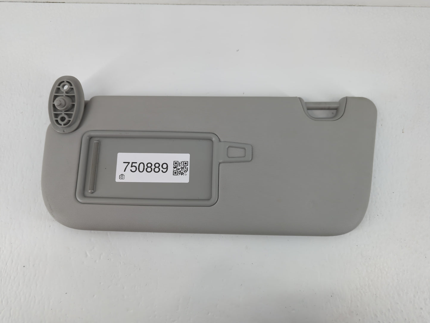 2014-2019 Kia Soul Sun Visor Shade Replacement Driver Left Mirror Fits Fits 2014 2015 2016 2017 2018 2019 OEM Used Auto Part
