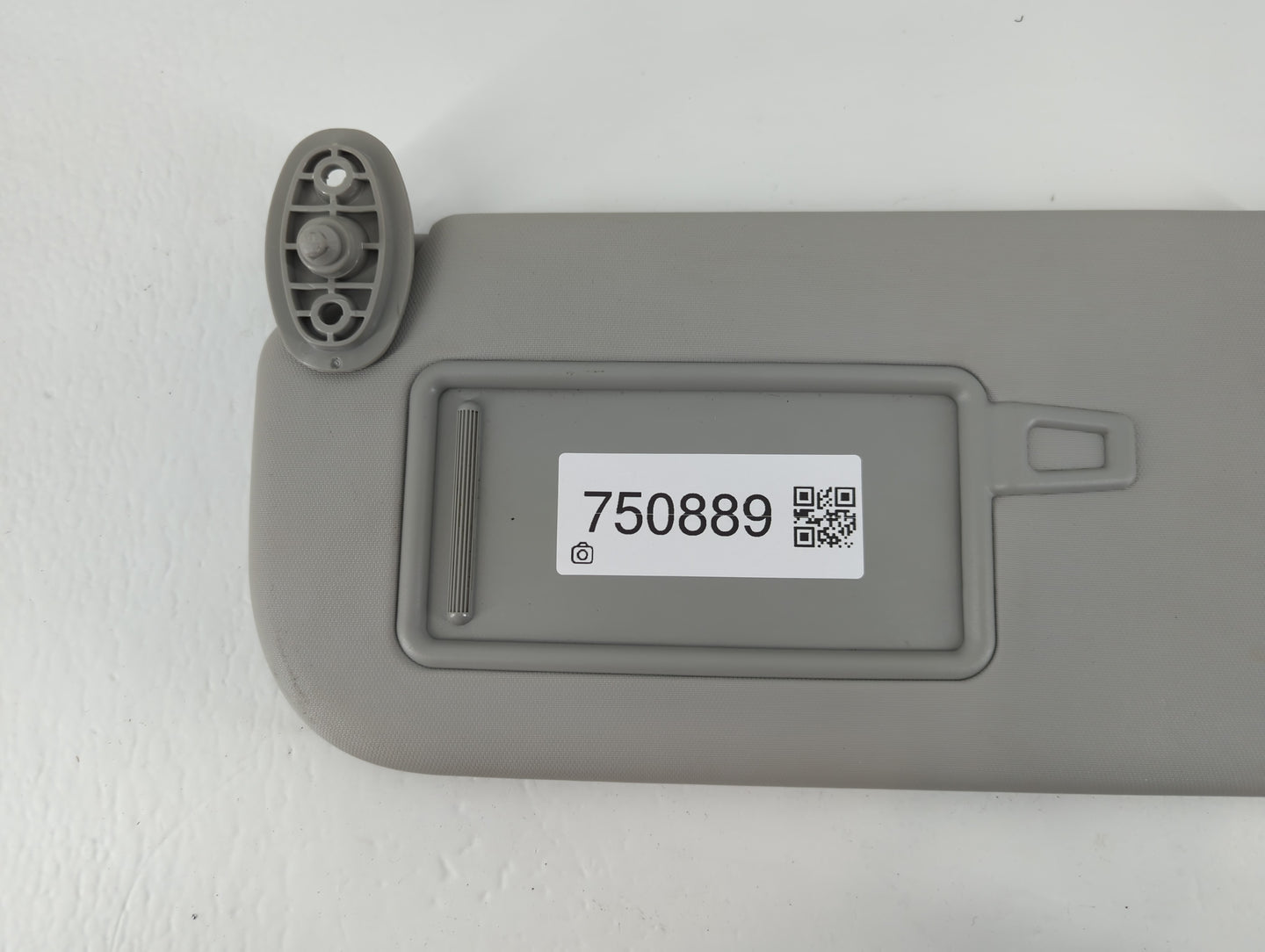 2014-2019 Kia Soul Sun Visor Shade Replacement Driver Left Mirror Fits Fits 2014 2015 2016 2017 2018 2019 OEM Used Auto Part