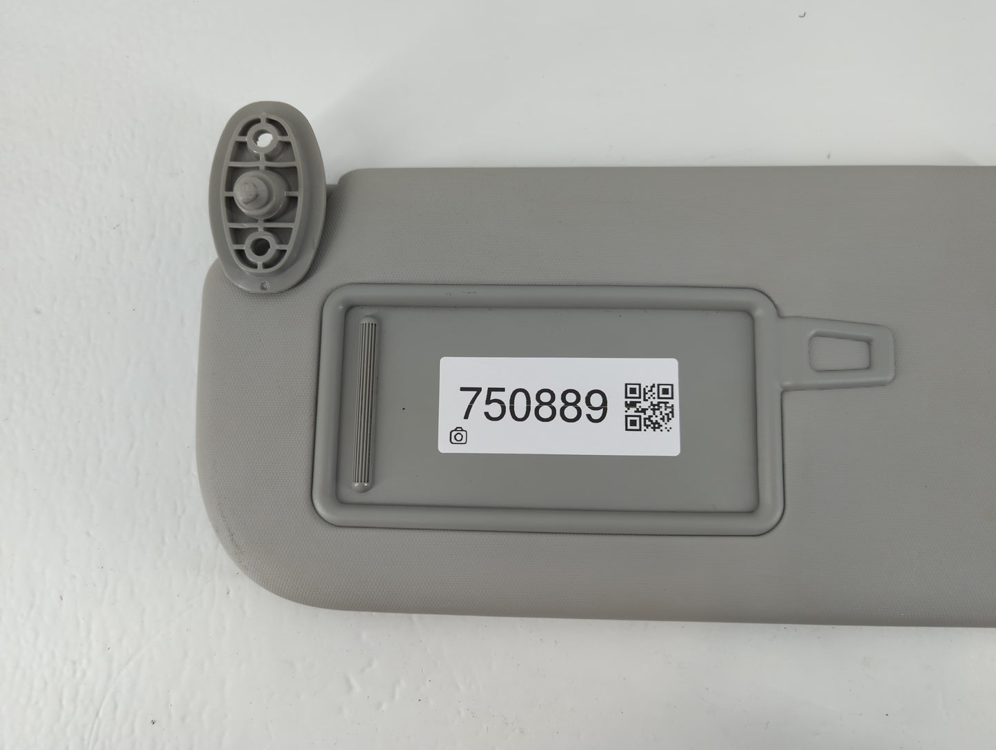 2014-2019 Kia Soul Sun Visor Shade Replacement Driver Left Mirror Fits Fits 2014 2015 2016 2017 2018 2019 OEM Used Auto Part