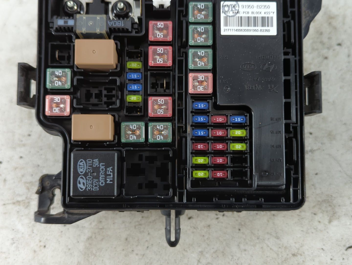 2017-2019 Kia Soul Fusebox Fuse Box Panel Relay Module P/N:91950-B2330 Fits Fits 2017 2018 2019 OEM Used Auto Parts - Oemuse