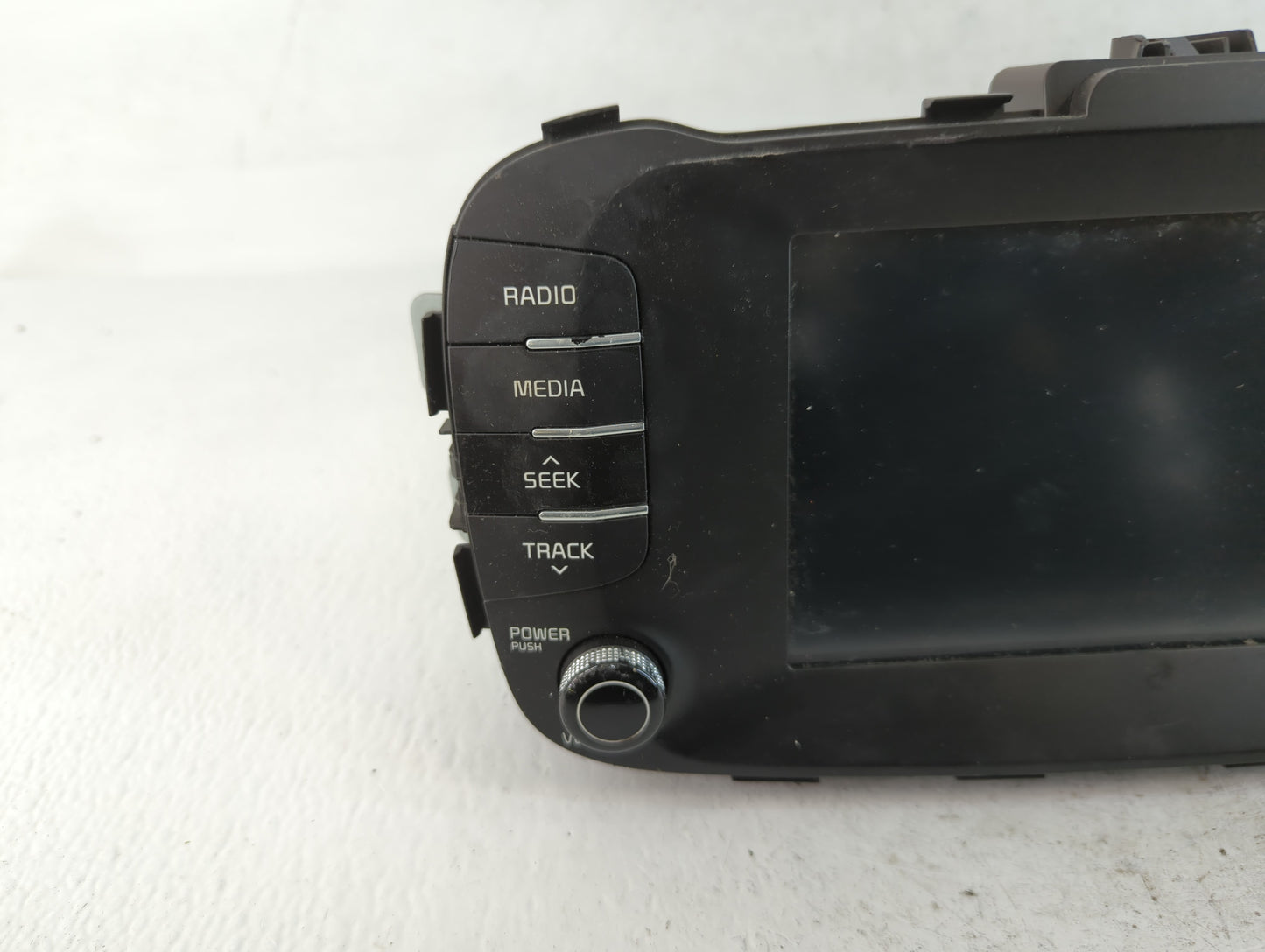 2017-2019 Kia Soul Am Fm Cd Player Radio Receiver - Oemusedautoparts1.com