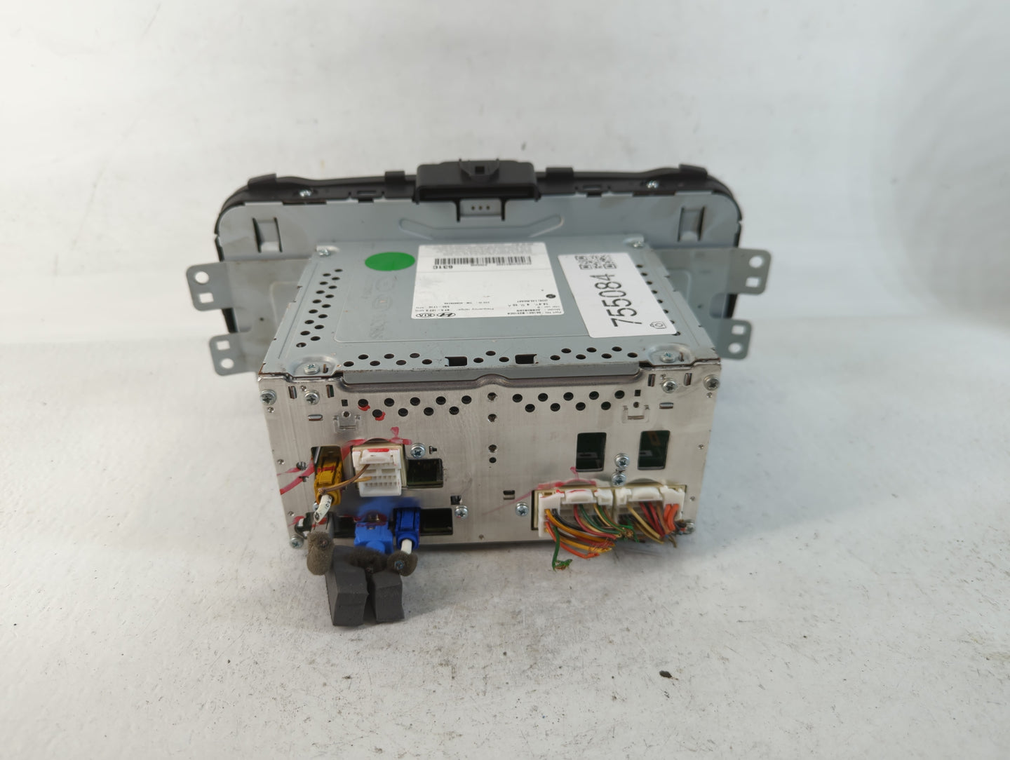 2017-2019 Kia Soul Am Fm Cd Player Radio Receiver - Oemusedautoparts1.com