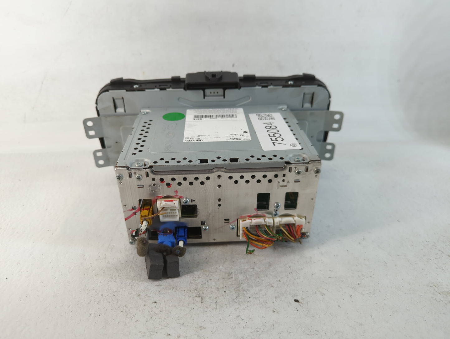 2017-2019 Kia Soul Am Fm Cd Player Radio Receiver - Oemusedautoparts1.com