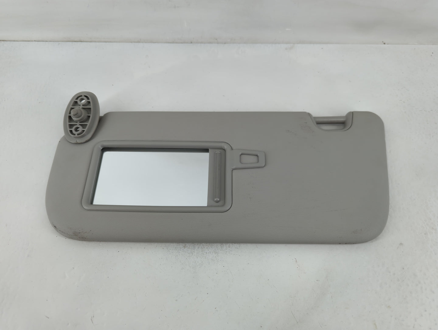 2014-2019 Kia Soul Sun Visor Shade Replacement Driver Left Mirror Fits Fits 2014 2015 2016 2017 2018 2019 OEM Used Auto Part