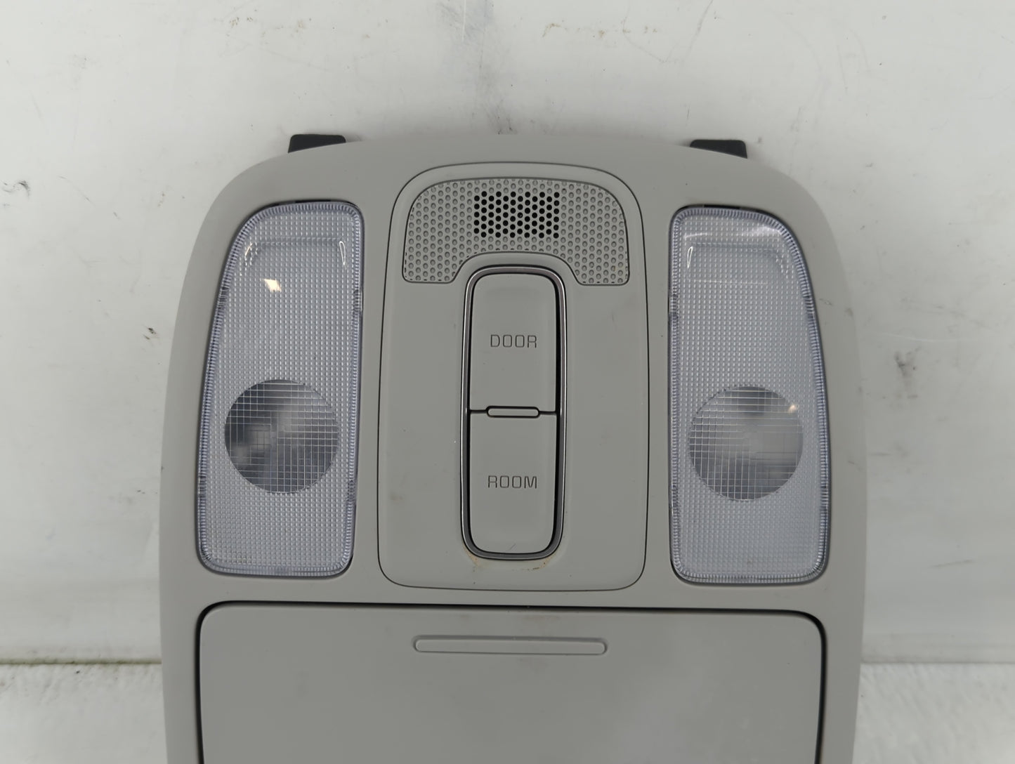 2014-2019 Kia Soul Overhead Roof Console 838599 - Oemusedautoparts1.com