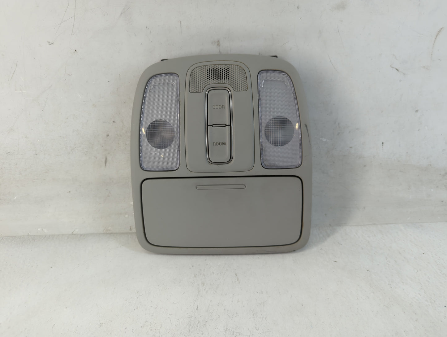 2014-2019 Kia Soul Overhead Roof Console 838881 - Oemusedautoparts1.com