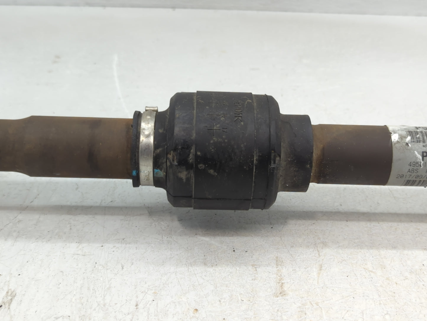 2014-2019 Kia Soul Axle Shaft Front Passenger Cv C/v - Oemusedautoparts1.com