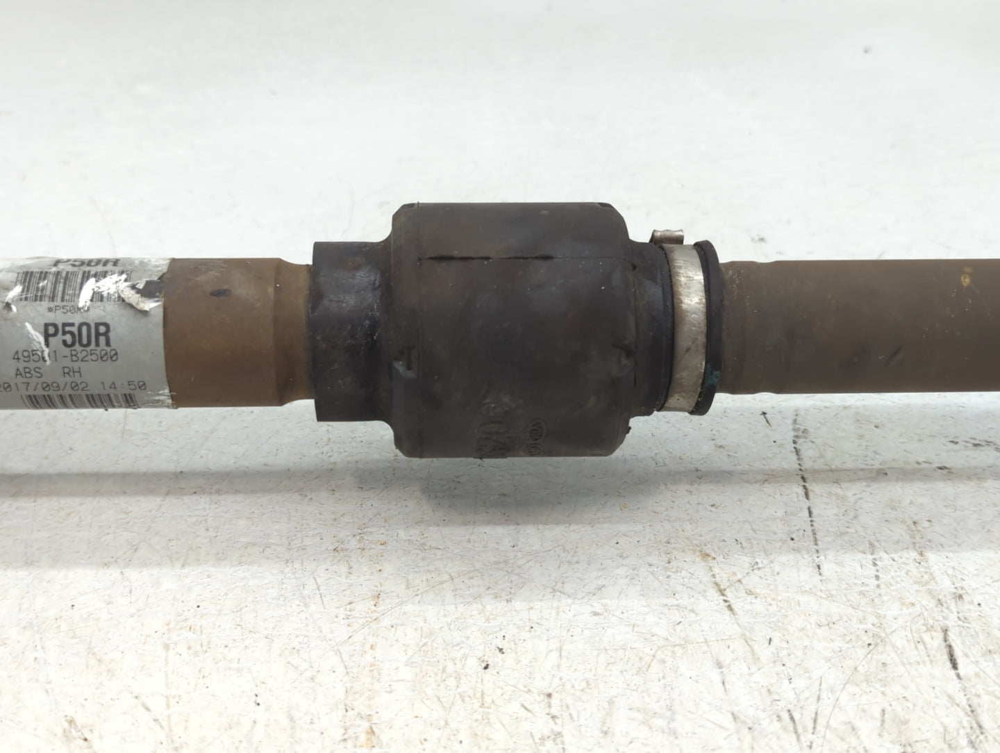 2014-2019 Kia Soul Axle Shaft Front Passenger Cv C/v - Oemusedautoparts1.com