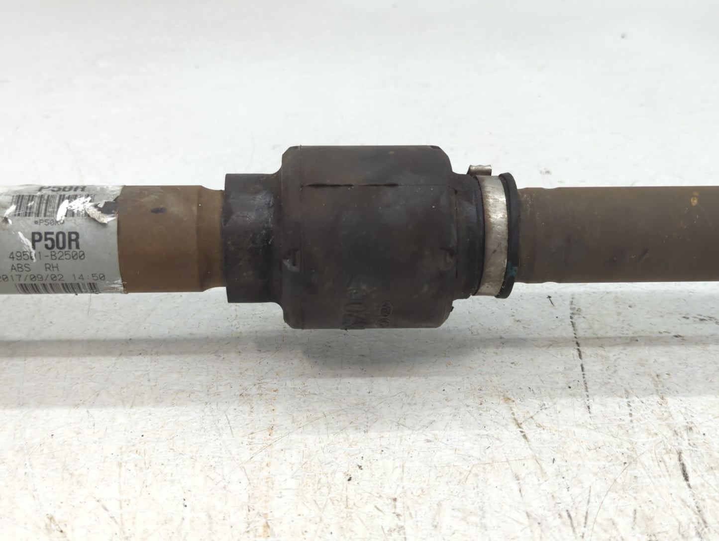 2014-2019 Kia Soul Axle Shaft Front Passenger Cv C/v - Oemusedautoparts1.com