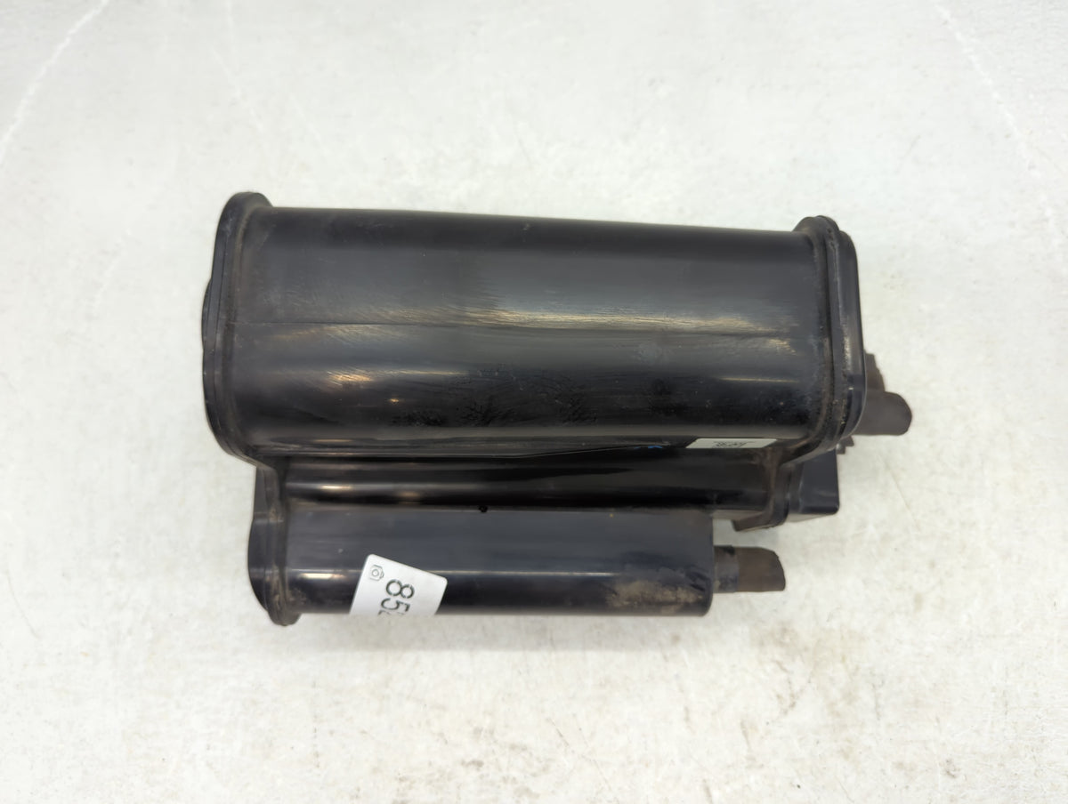 2018 Kia Soul Fuel Vapor Charcoal Canister 852857 - Oemusedautoparts1.com