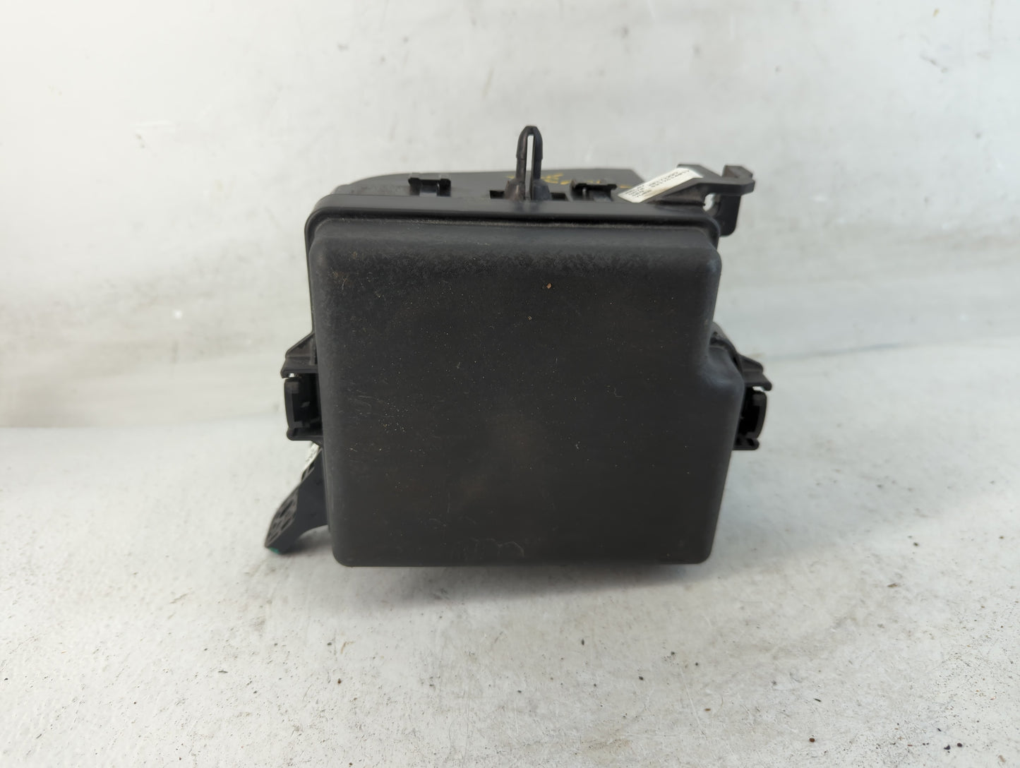2017-2019 Kia Soul Fusebox Fuse Box Panel Relay Module P/N:91950-B2350 Fits Fits 2017 2018 2019 OEM Used Auto Parts - Oemuse