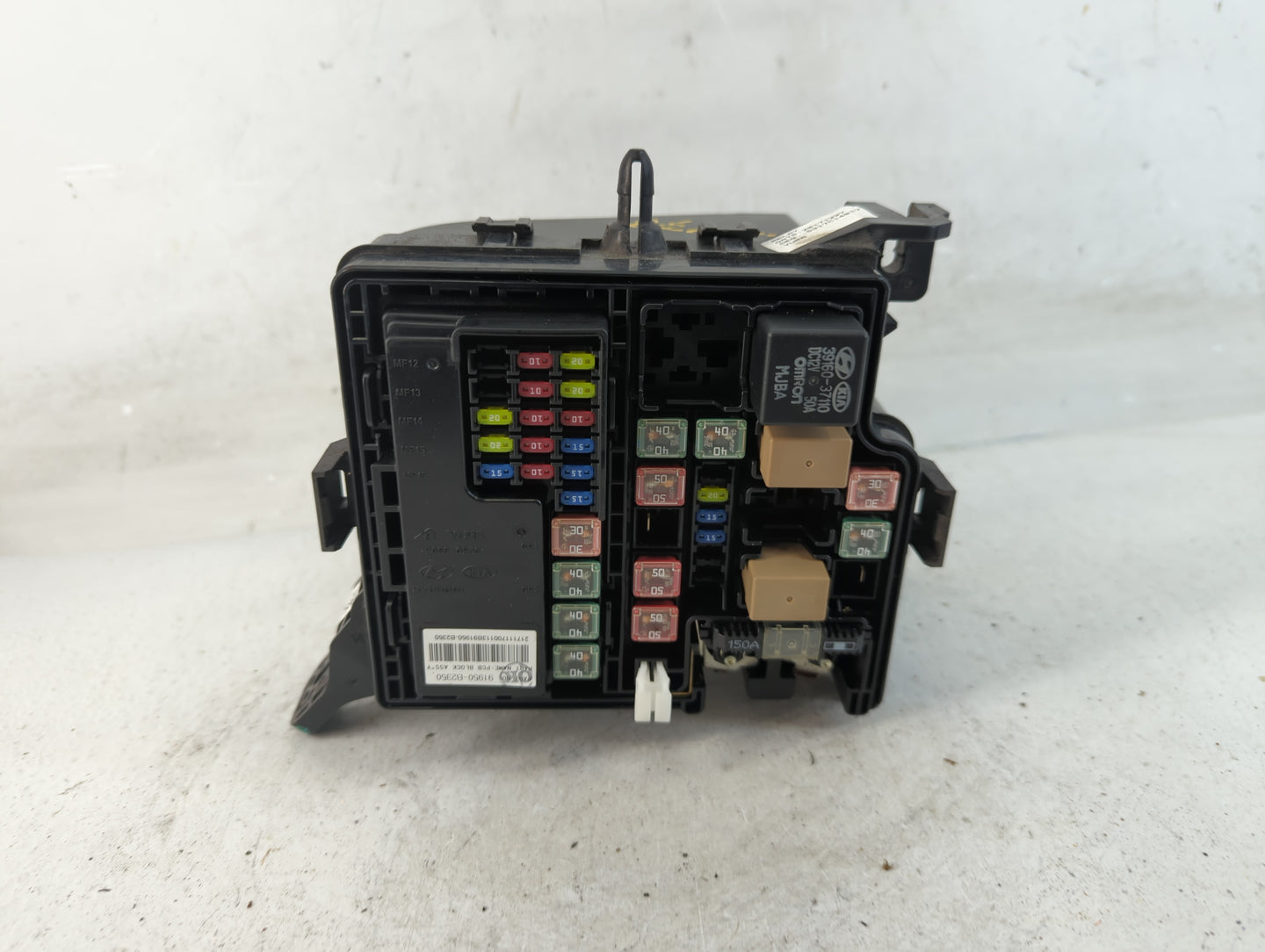 2017-2019 Kia Soul Fusebox Fuse Box Panel Relay Module P/N:91950-B2350 Fits Fits 2017 2018 2019 OEM Used Auto Parts - Oemuse