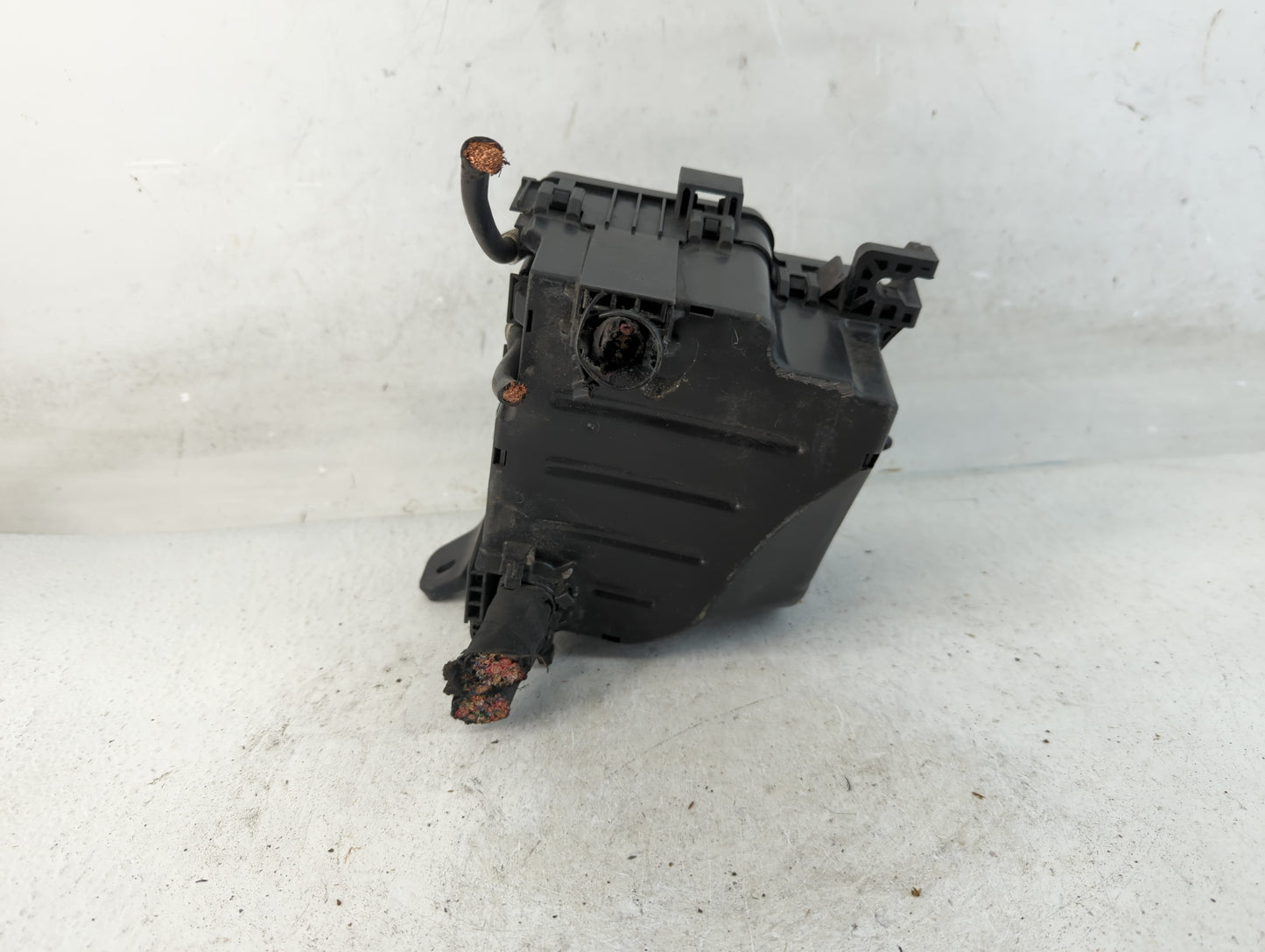 2017-2019 Kia Soul Fusebox Fuse Box Panel Relay Module P/N:91950-B2350 Fits Fits 2017 2018 2019 OEM Used Auto Parts - Oemuse