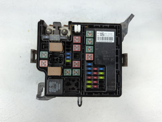 2017-2019 Kia Soul Fusebox Fuse Box Panel Relay Module P/N:91950-B2350 Fits Fits 2017 2018 2019 OEM Used Auto Parts
