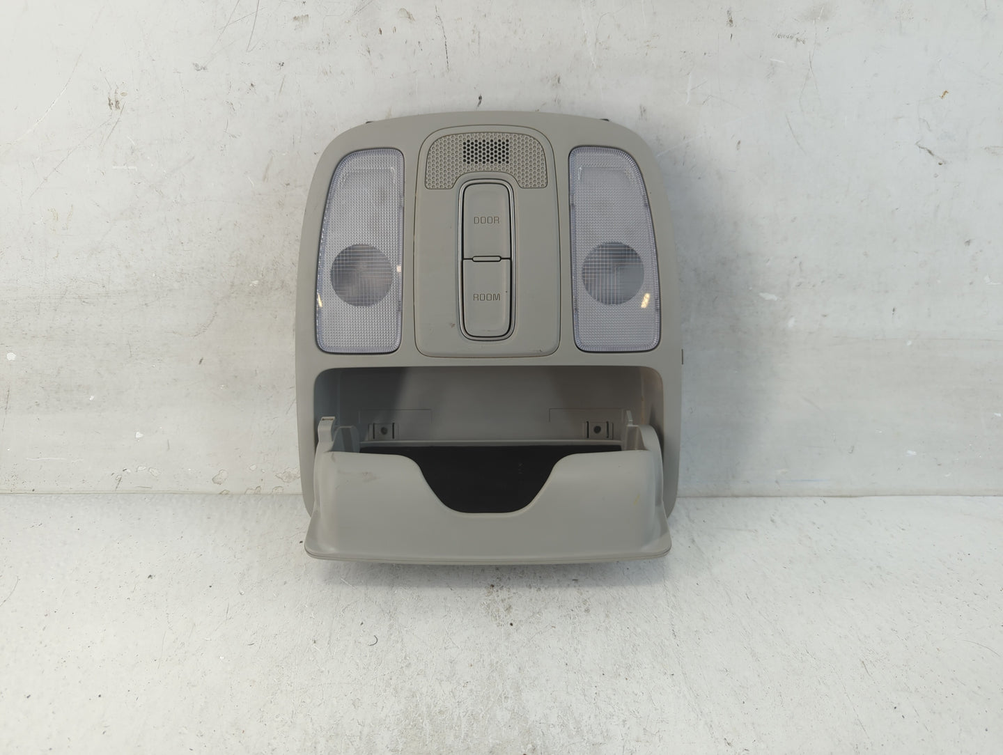 2014-2019 Kia Soul Overhead Roof Console 918831 - Oemusedautoparts1.com