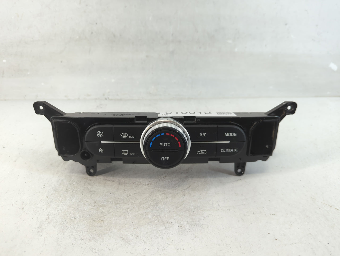2017-2019 Kia Soul Climate Control Module Temperature AC/Heater Replacement P/N:97250-B2G01CA Fits Fits 2017 2018 2019 OEM U