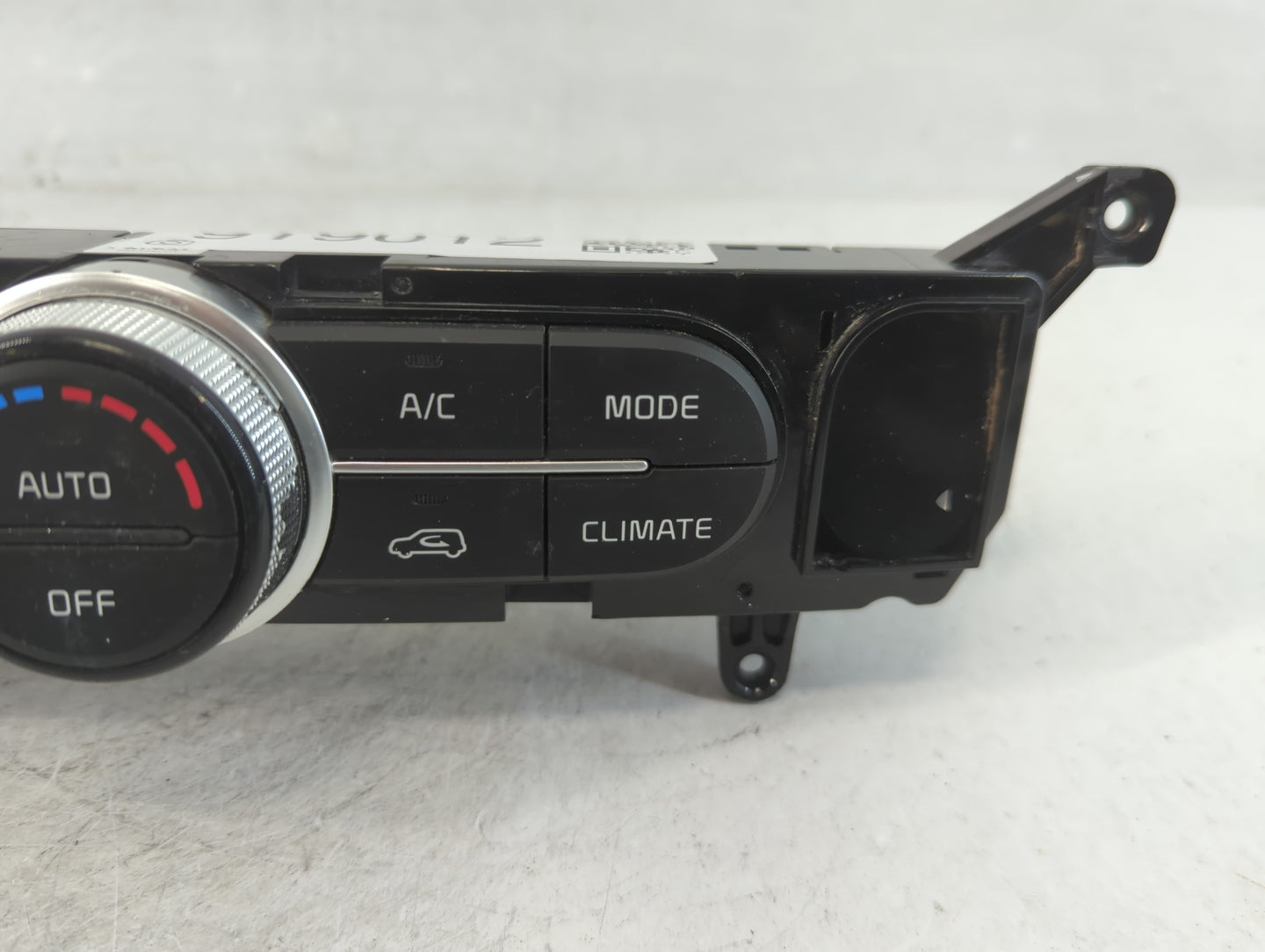 2017-2019 Kia Soul Climate Control Module Temperature AC/Heater Replacement P/N:97250-B2G01CA Fits Fits 2017 2018 2019 OEM U