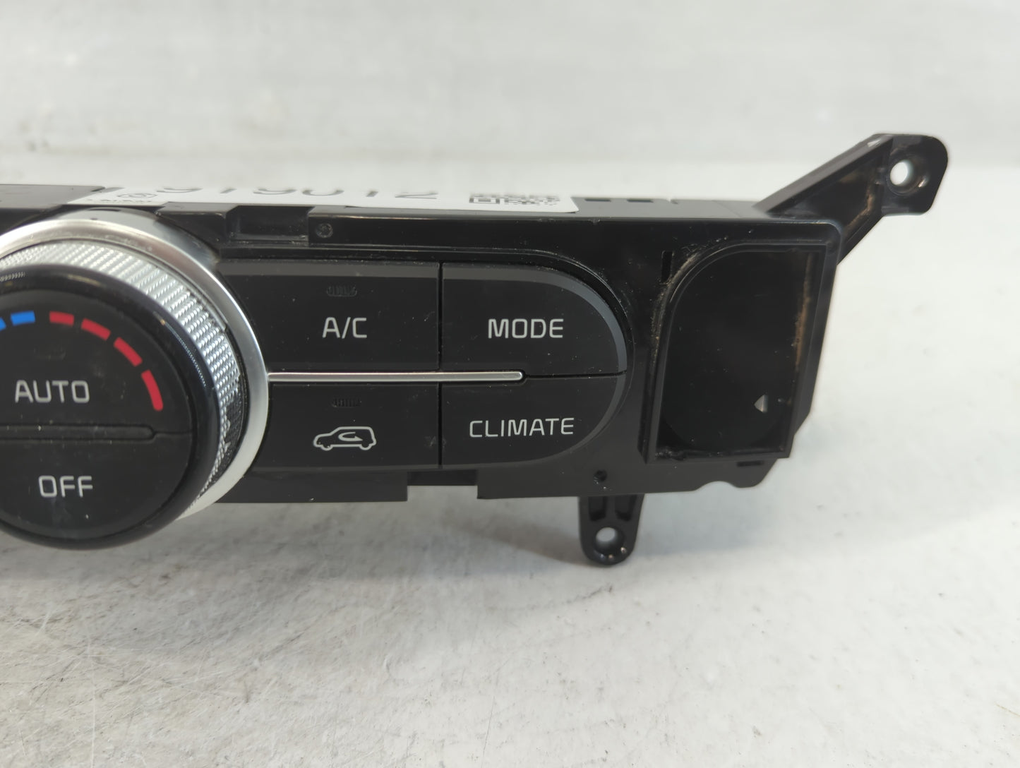 2017-2019 Kia Soul Climate Control Module Temperature AC/Heater Replacement P/N:97250-B2G01CA Fits Fits 2017 2018 2019 OEM U