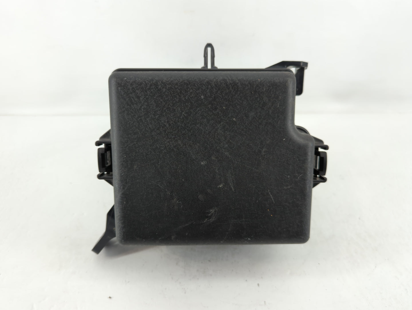2018 Kia Soul Ev Fusebox Fuse Box Panel Relay Module P/N:LBQL260009 Fits Fits 2015 2016 2017 2019 OEM Used Auto Parts - Oemu