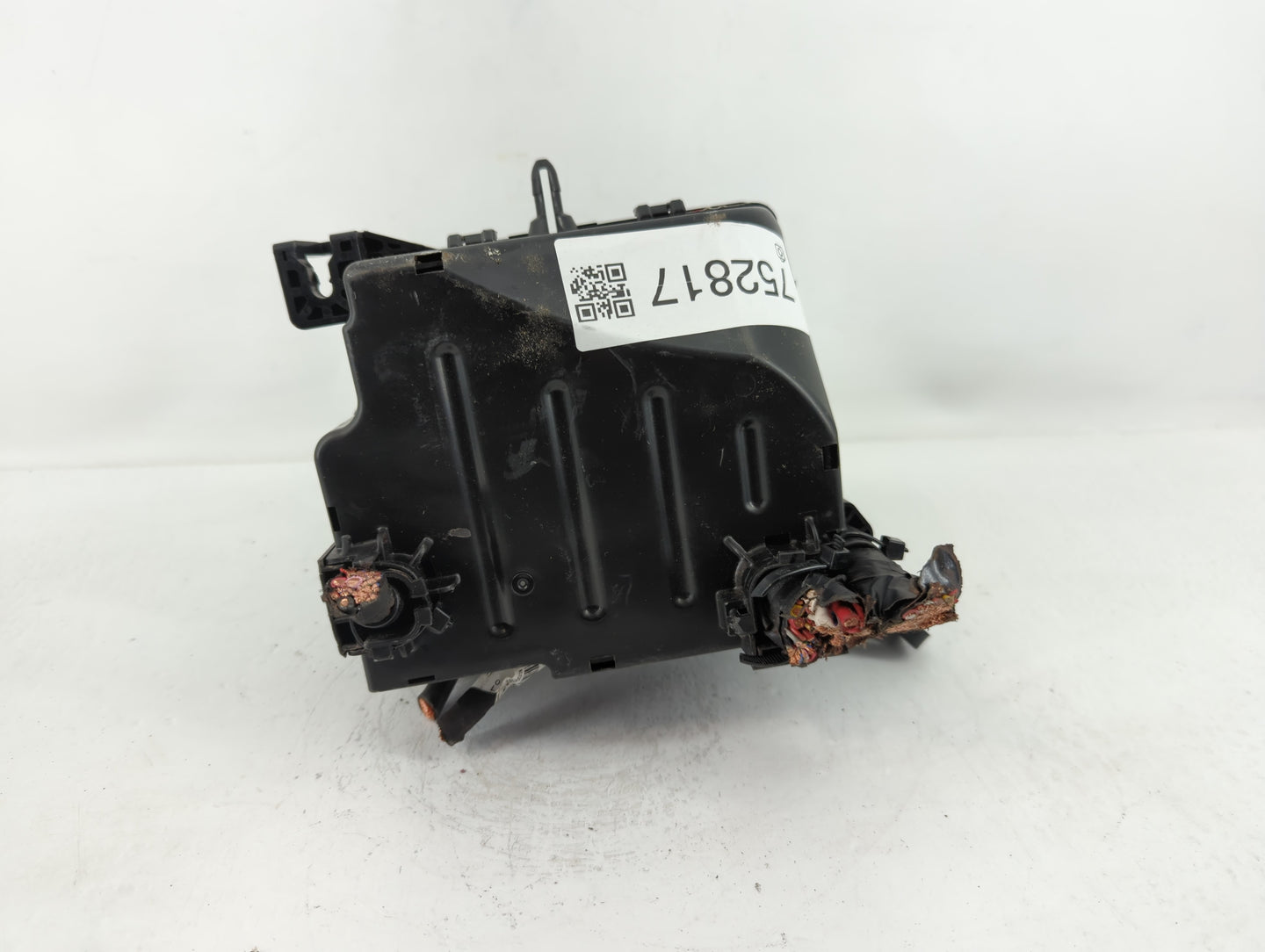 2018 Kia Soul Ev Fusebox Fuse Box Panel Relay Module P/N:LBQL260009 Fits Fits 2015 2016 2017 2019 OEM Used Auto Parts - Oemu