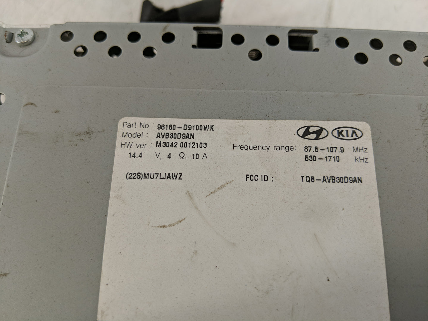 2017-2019 Kia Sportage Radio AM FM Cd Player Receiver Replacement P/N:96160-D9100WK Fits Fits 2017 2018 2019 OEM Used Auto P