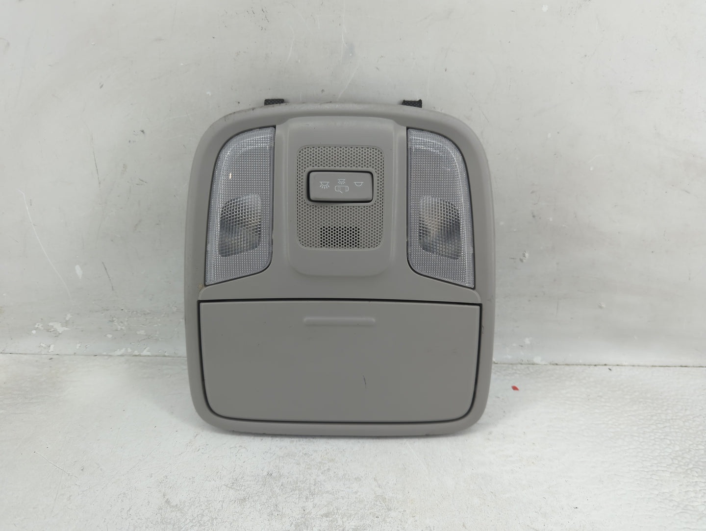 2017-2021 Kia Sportage Overhead Roof Console 1321873 - Oemusedautoparts1.com