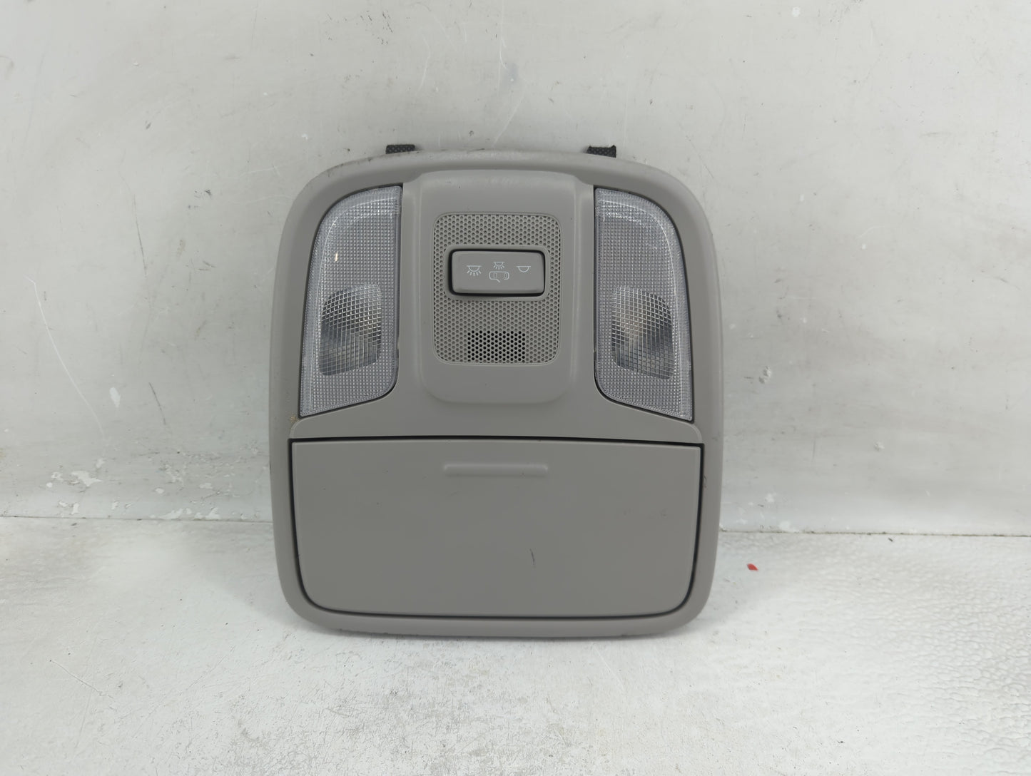 2017-2021 Kia Sportage Overhead Roof Console 1321873 - Oemusedautoparts1.com
