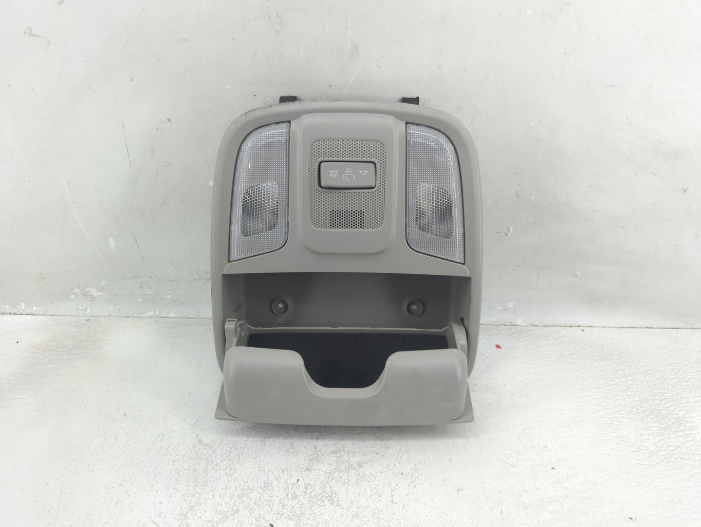 2017-2021 Kia Sportage Overhead Roof Console 1321873 - Oemusedautoparts1.com