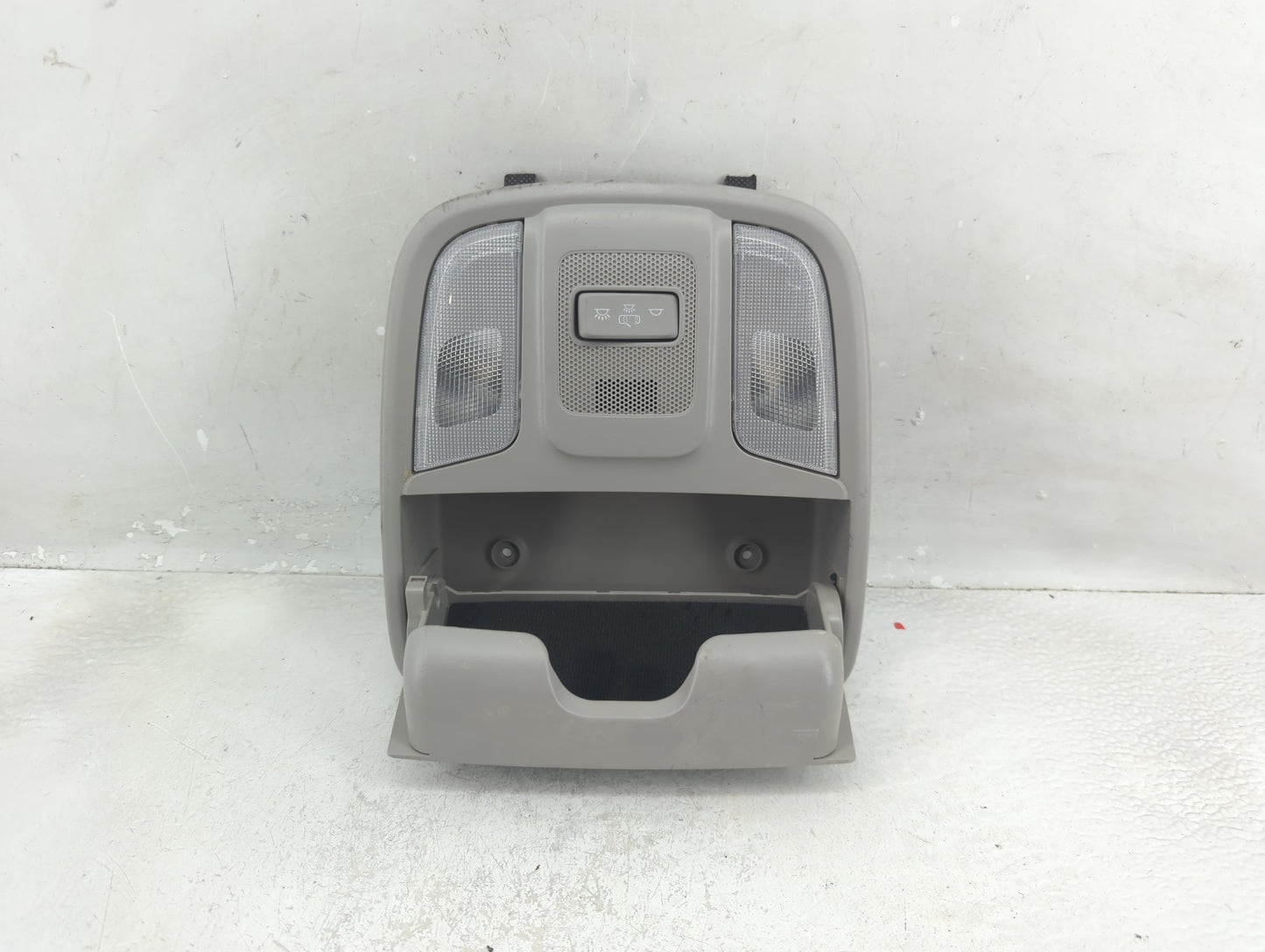 2017-2021 Kia Sportage Overhead Roof Console 1321873 - Oemusedautoparts1.com