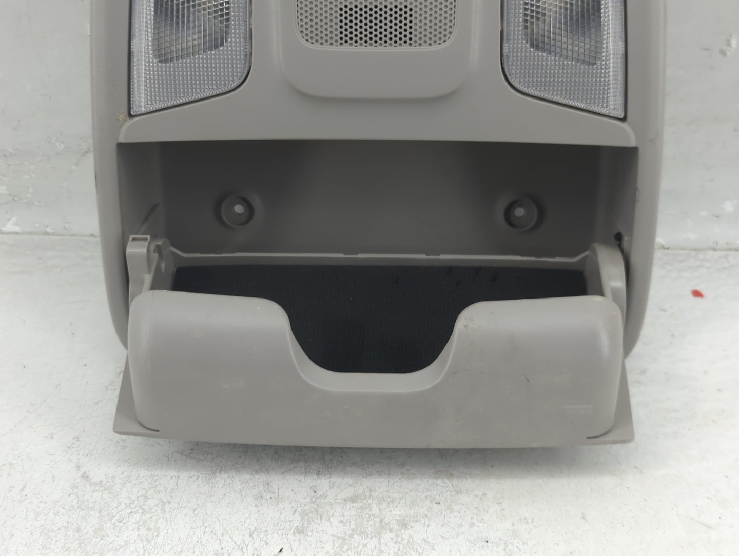 2017-2021 Kia Sportage Overhead Roof Console 1321873 - Oemusedautoparts1.com