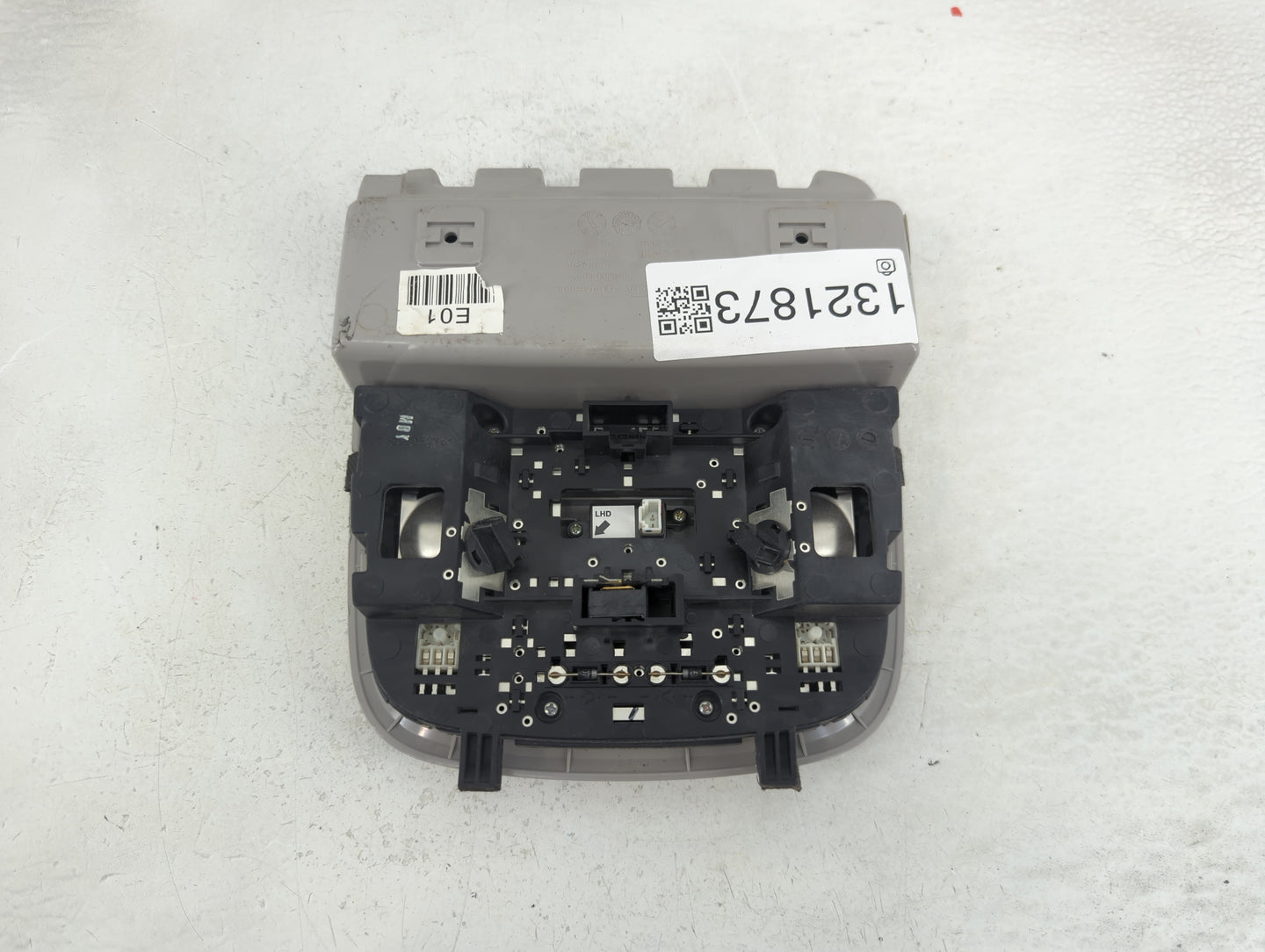 2017-2021 Kia Sportage Overhead Roof Console 1321873 - Oemusedautoparts1.com