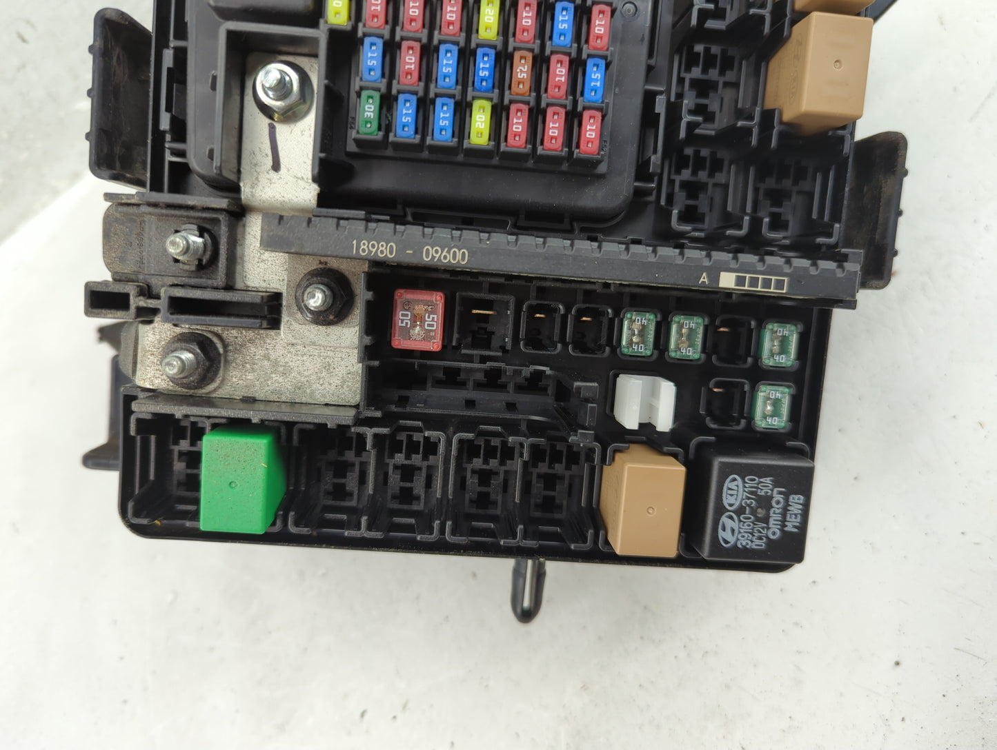 2017-2019 Kia Sportage Fusebox Fuse Box Panel Relay Module P/N:91941-D9520 Fits Fits 2017 2018 2019 OEM Used Auto Parts - Oe