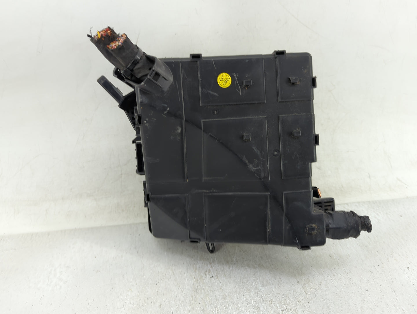 2017-2019 Kia Sportage Fusebox Fuse Box Panel Relay Module P/N:91950-D9BC0 Fits Fits 2017 2018 2019 OEM Used Auto Parts - Oe