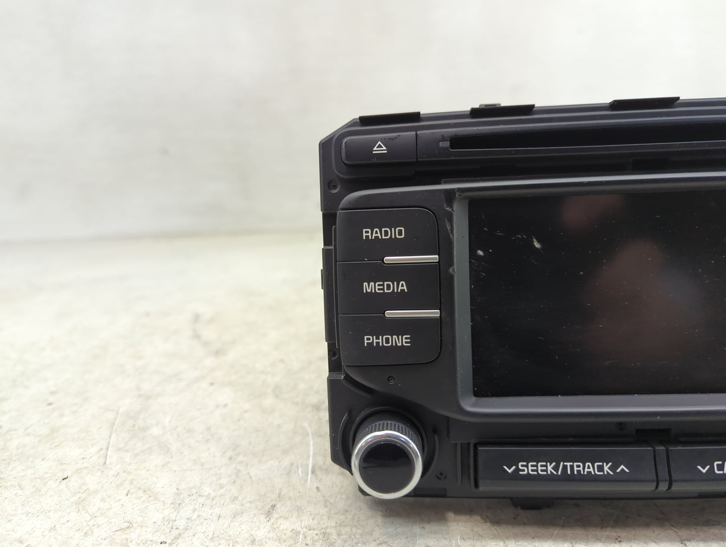 2017-2019 Kia Sportage Radio AM FM Cd Player Receiver Replacement P/N:96180-D9410WK Fits Fits 2017 2018 2019 OEM Used Auto P