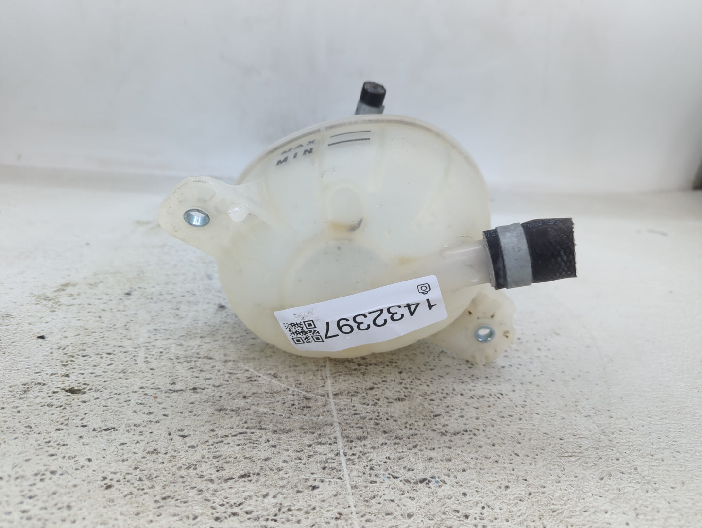 2017-2021 Kia Sportage Radiator Coolant Overflow Expansion Tank Bottle - Oemusedautoparts1.com