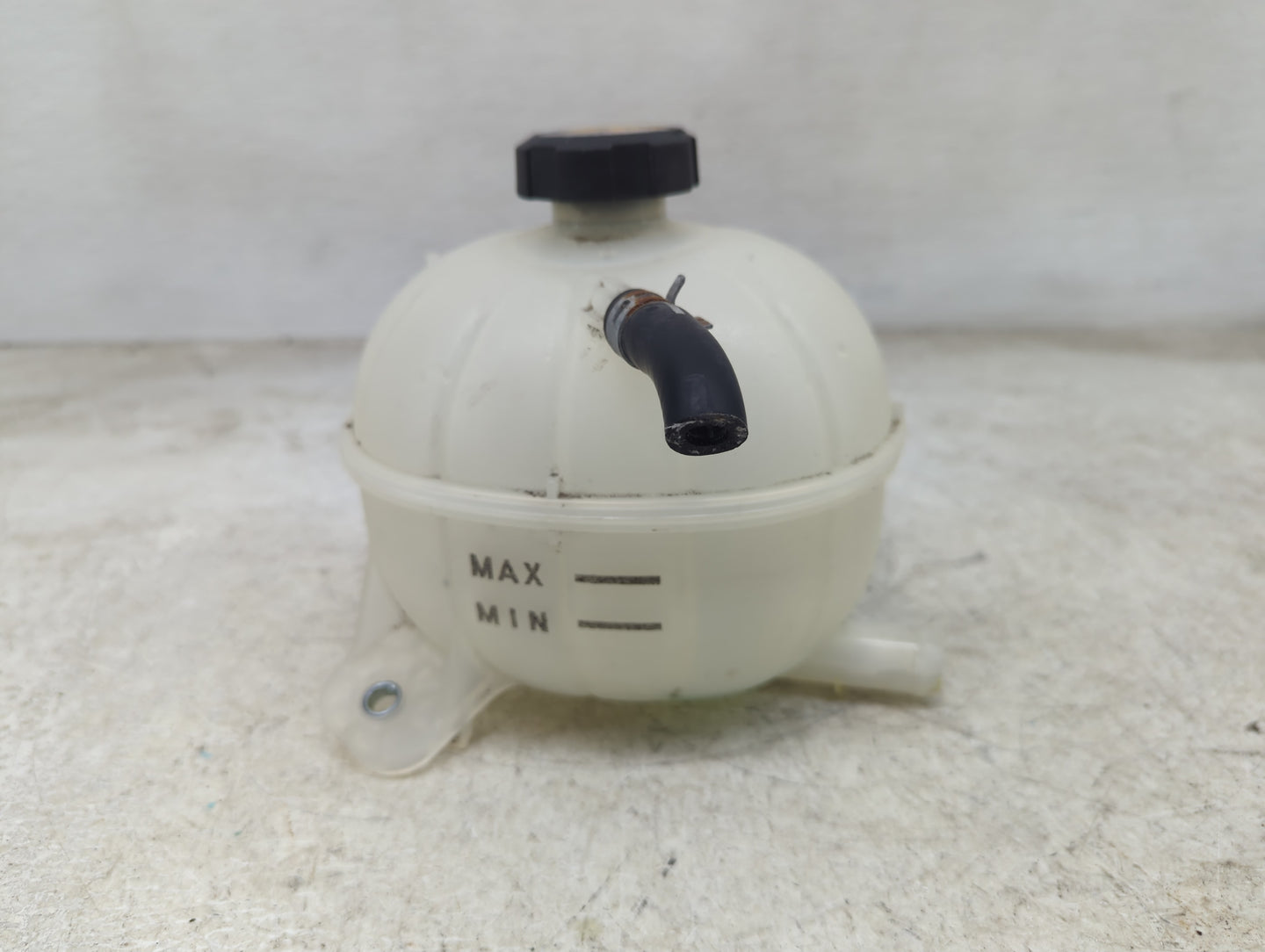 2017-2021 Kia Sportage Radiator Coolant Overflow Expansion Tank Bottle 1449353 - Oemusedautoparts1.com