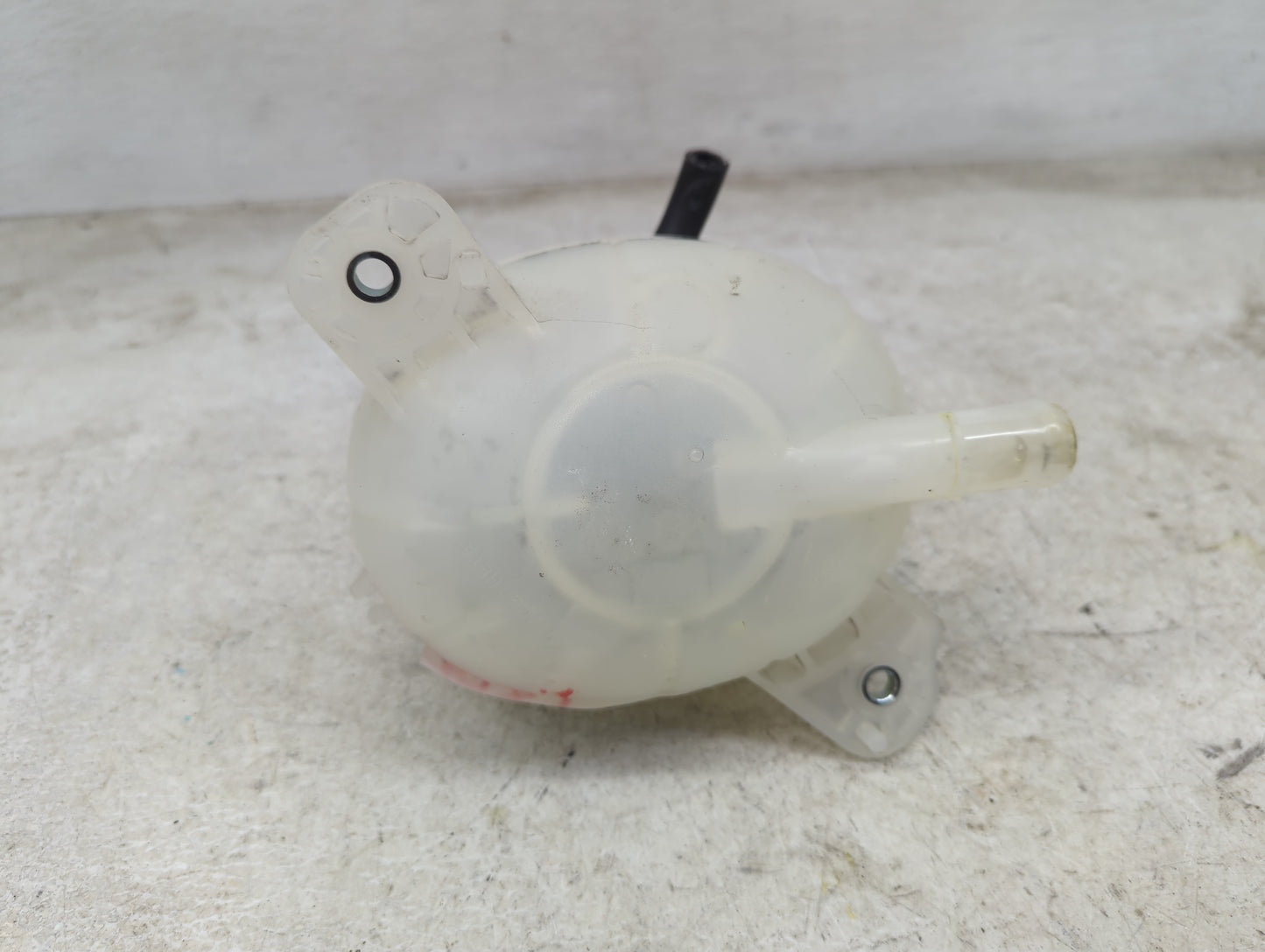 2017-2021 Kia Sportage Radiator Coolant Overflow Expansion Tank Bottle 1449353 - Oemusedautoparts1.com
