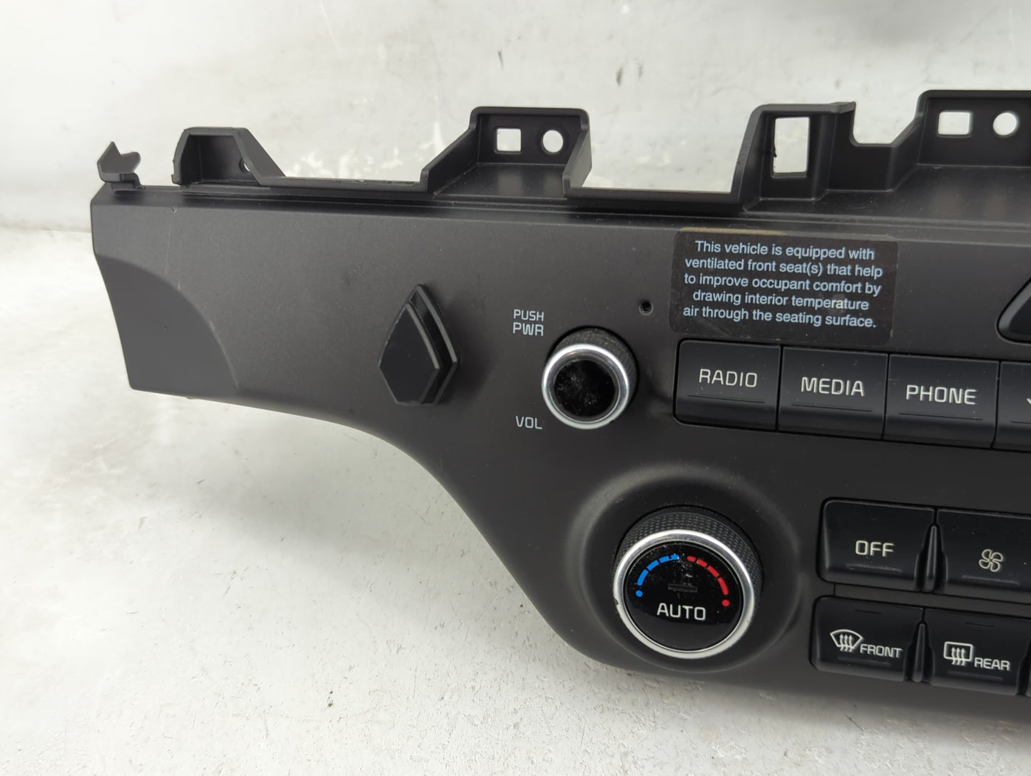 2017-2019 Kia Sportage Climate Control Module Temperature AC/Heater Replacement P/N:84745-D9300 Fits Fits 2017 2018 2019 OEM