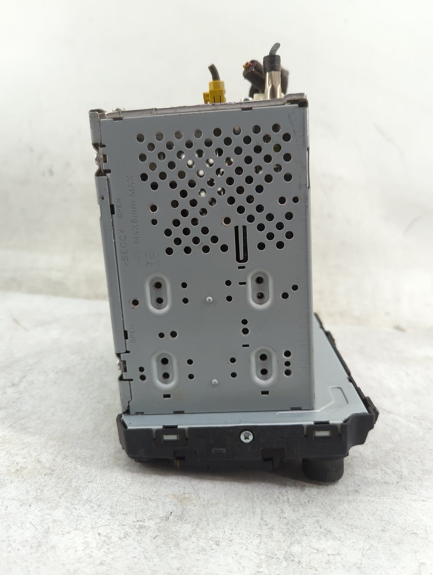 2018-2019 Kia Sportage Radio AM FM Cd Player Receiver Replacement P/N:96180-D9410WK AM1A3D9AN, TQ8-AM1A3D9AN Fits Fits 2018 