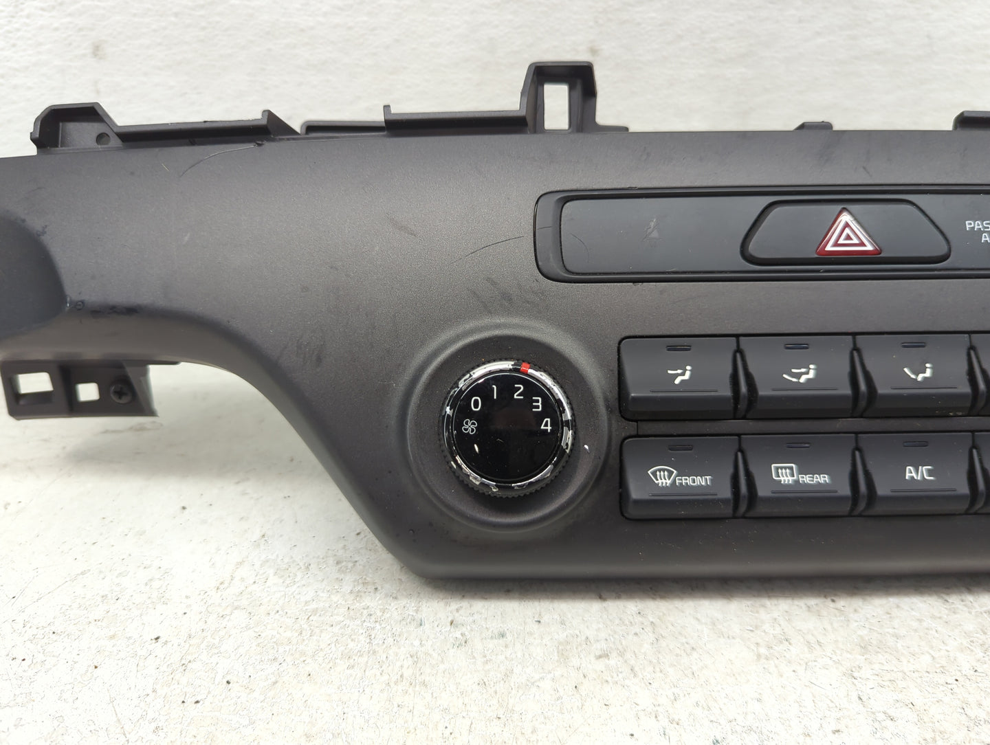 2017-2019 Kia Sportage Climate Control Module Temperature AC/Heater Replacement P/N:97250-D9021AK5 Fits Fits 2017 2018 2019 