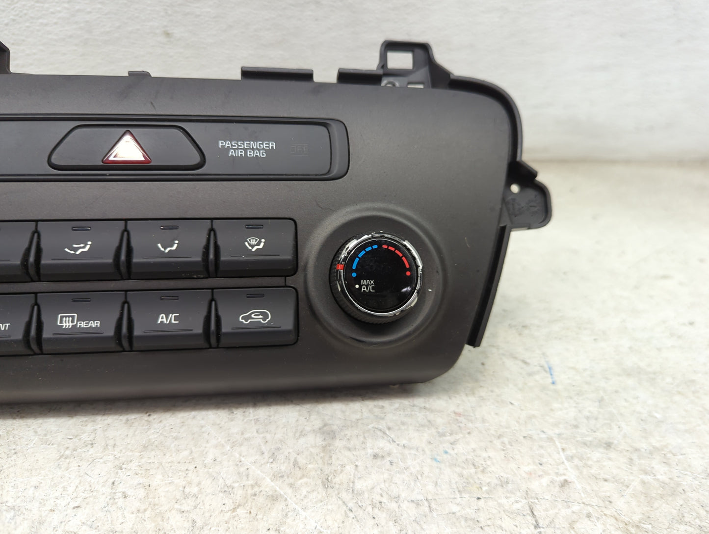 2017-2019 Kia Sportage Climate Control Module Temperature AC/Heater Replacement P/N:97250-D9021AK5 Fits Fits 2017 2018 2019 