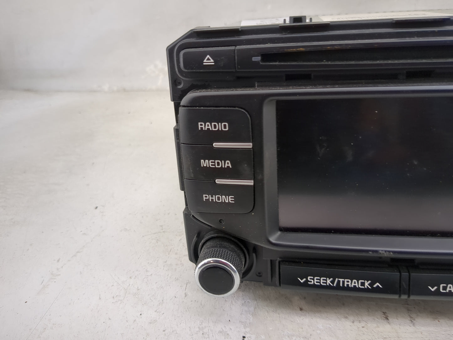 2017-2019 Kia Sportage Radio AM FM Cd Player Receiver Replacement P/N:96180-D9410WK AM1A3D9AN Fits Fits 2017 2018 2019 OEM U