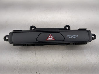 compare product 2018 Kia Sportage Hazard Switch 4a9364-1000|95960-d9020