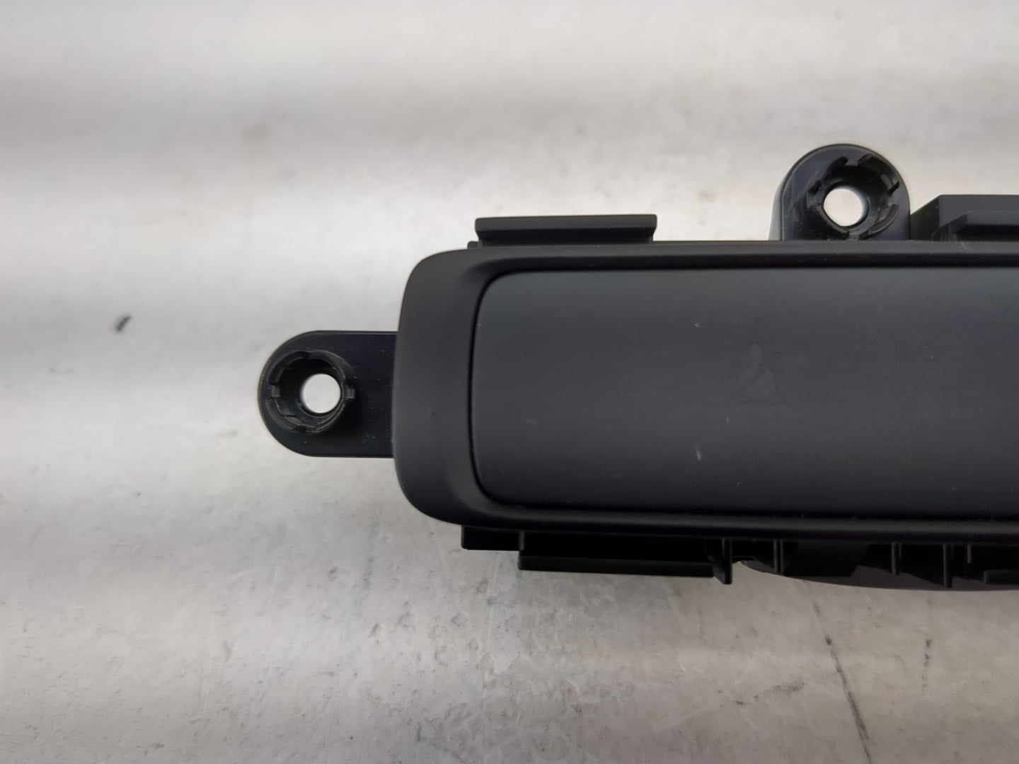 2018 Kia Sportage Hazard Switch 4a9364-1000|95960-d9020 - Oemusedautoparts1.com